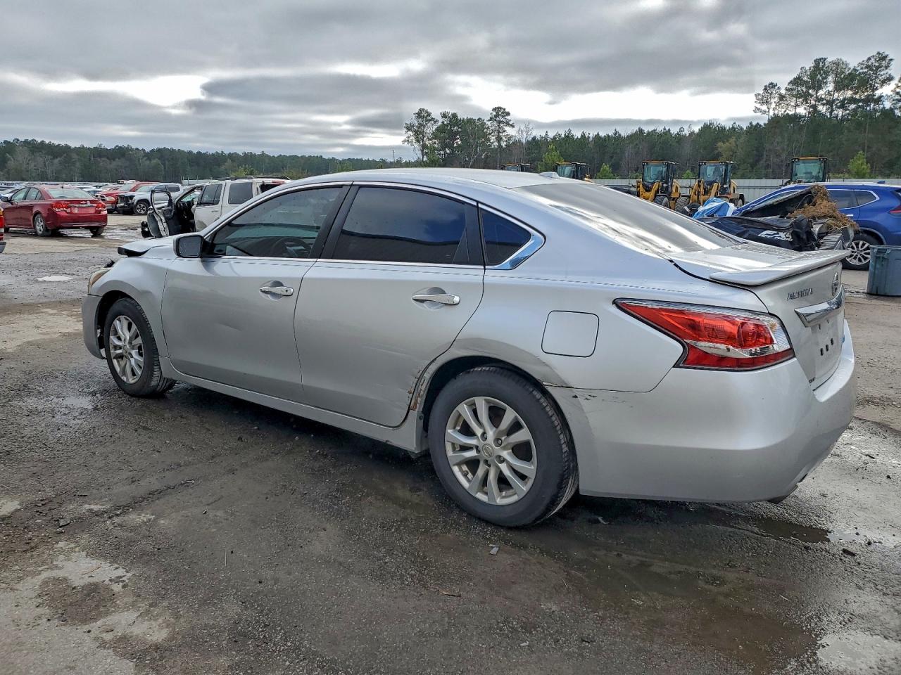 Nissan Altima 2.5 Image 2