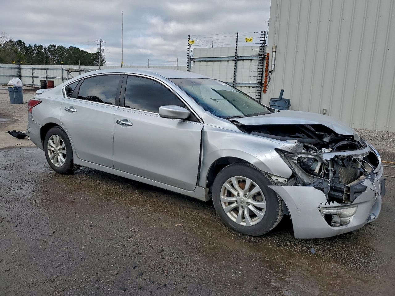 Nissan Altima 2.5 Image 3