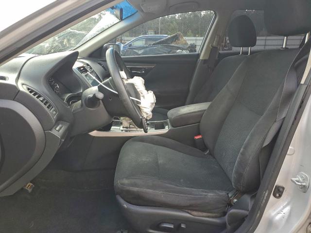 Nissan Altima 2.5 Image 9