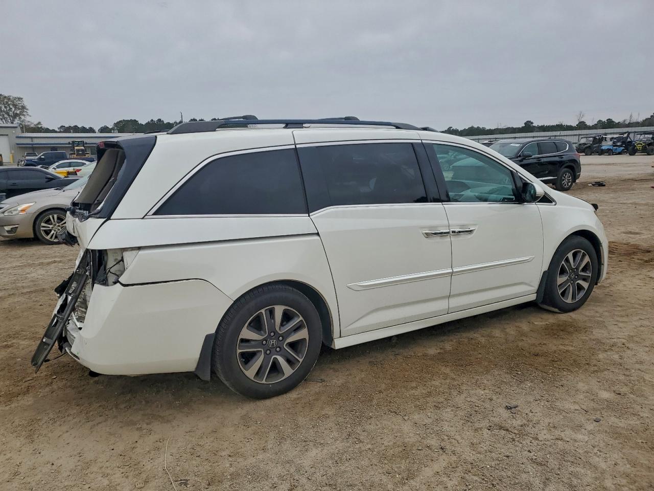 Honda Odyssey Touring Image 9
