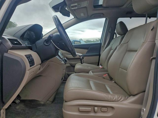 Honda Odyssey Touring Image 8