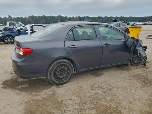 Toyota Corolla Base Image 12