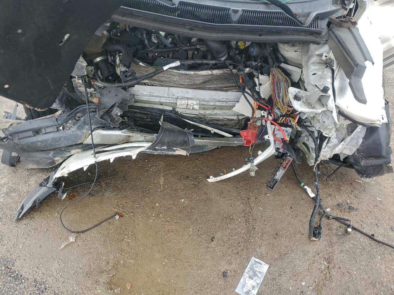 Ford Explorer Platinum Image 12