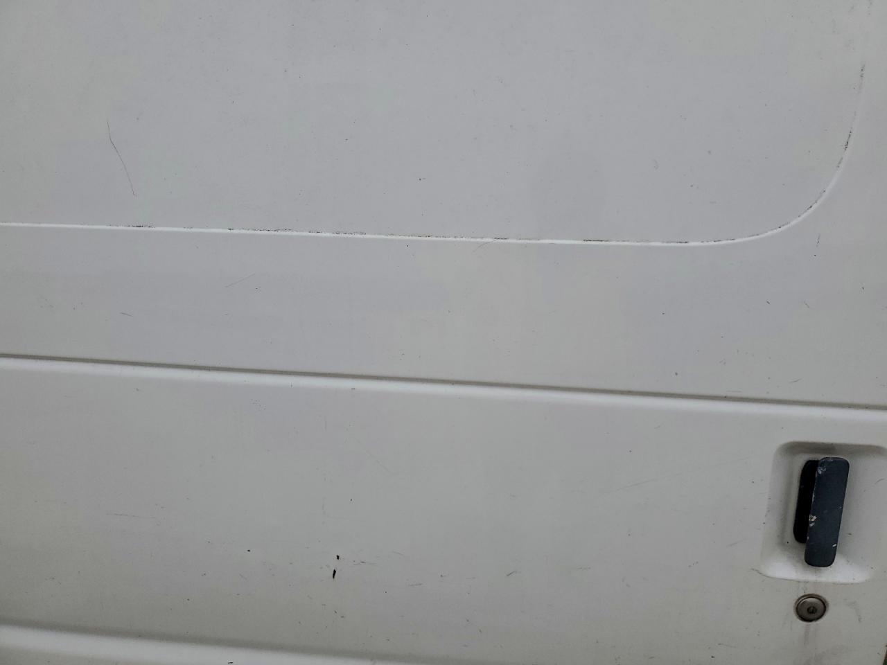 Ford Econoline E250 Van Image 9