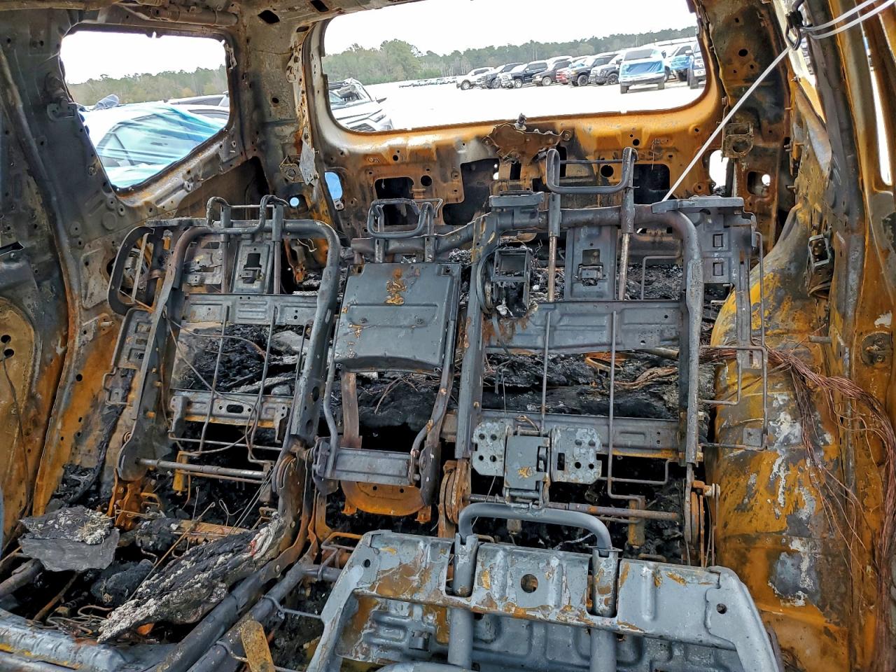 Kia Borrego Lx Image 8