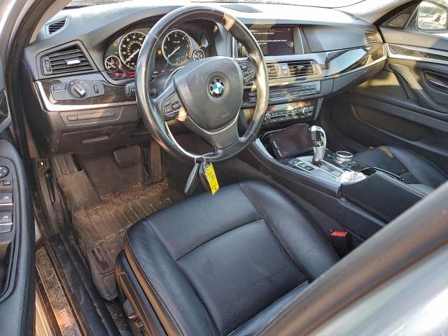 BMW 5 Series D Image 12