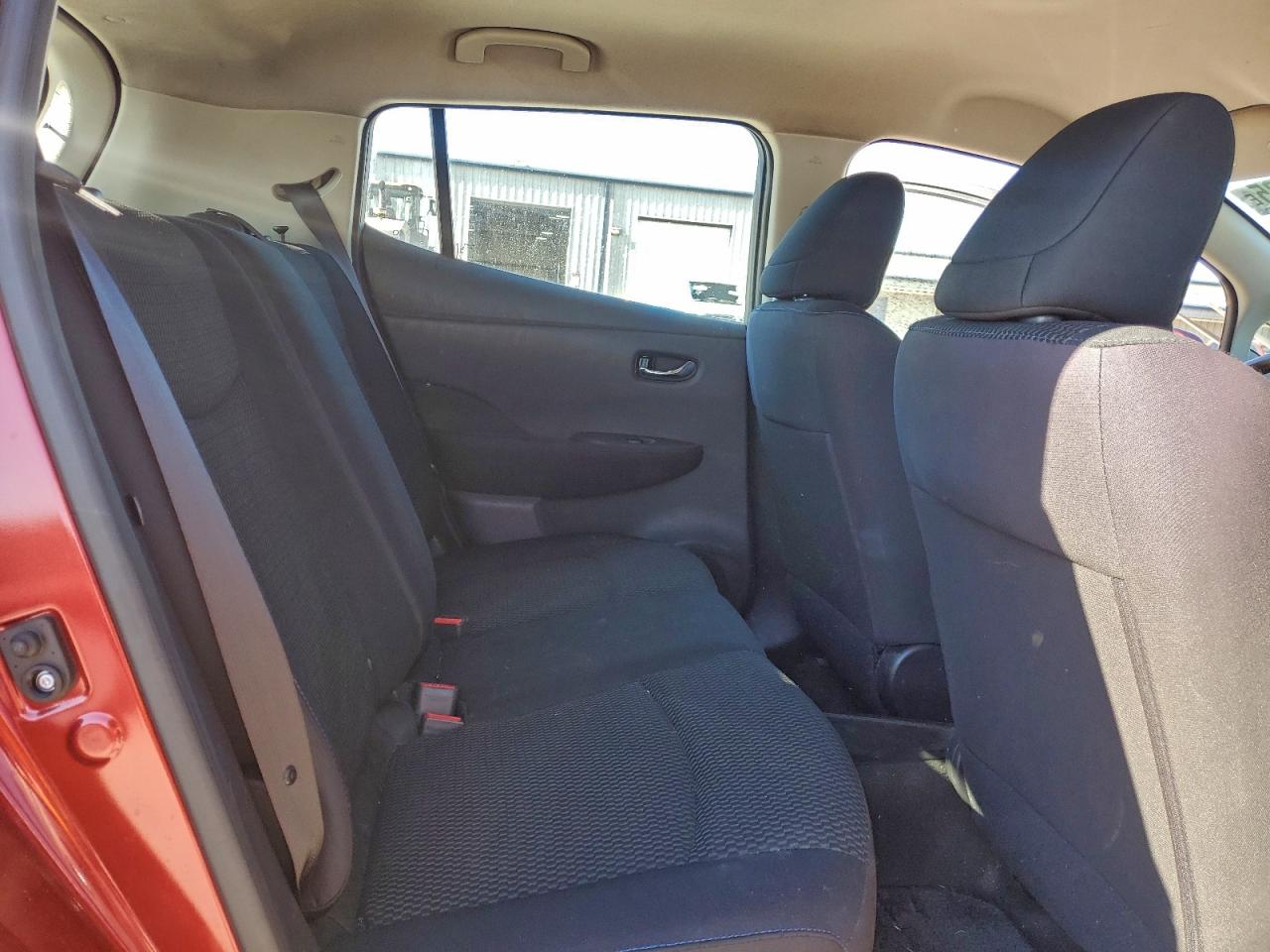 Nissan LEAF S Image 7