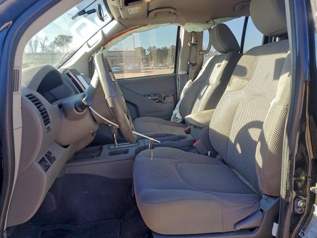 Nissan Frontier S Image 11