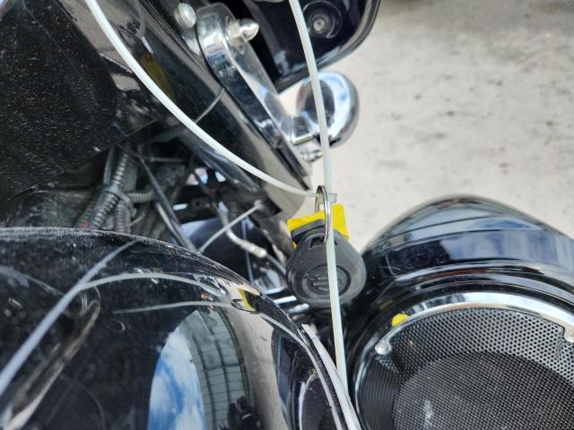 Harley-Davidson Fl Street Glide Special Image 9