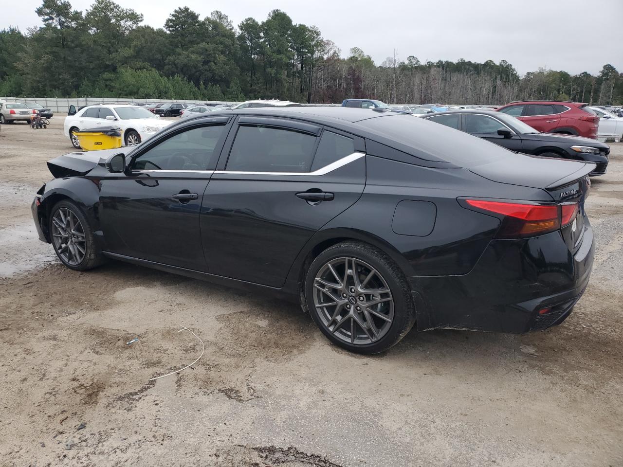 Nissan Altima Sr Image 4