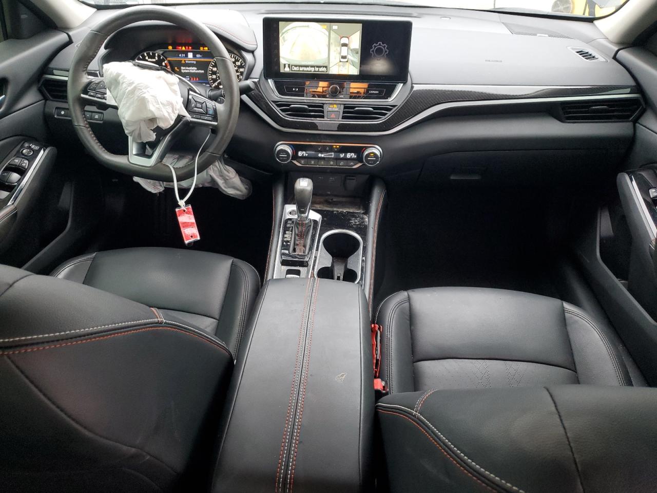 Nissan Altima Sr Image 11