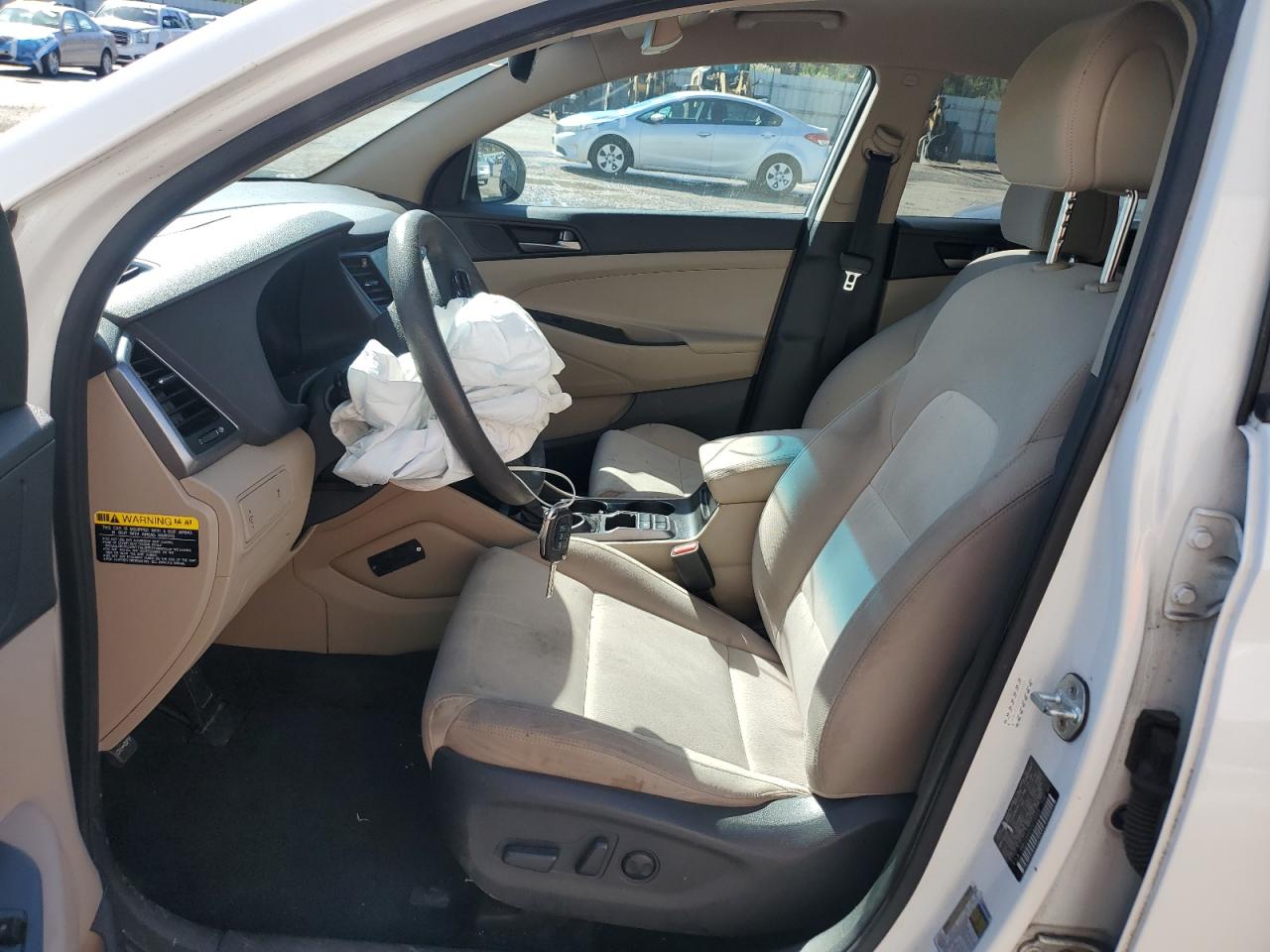 Hyundai TUCSON Sel Image 8