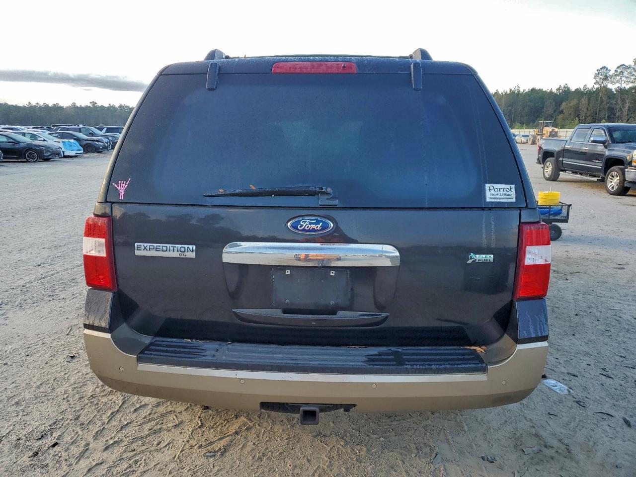 Ford Expedition Xlt Image 11