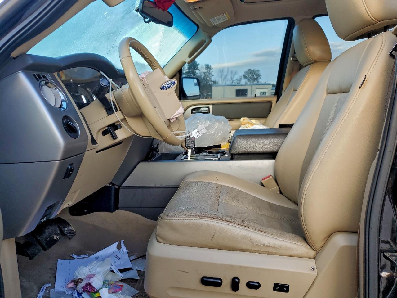 Ford Expedition Xlt Image 6