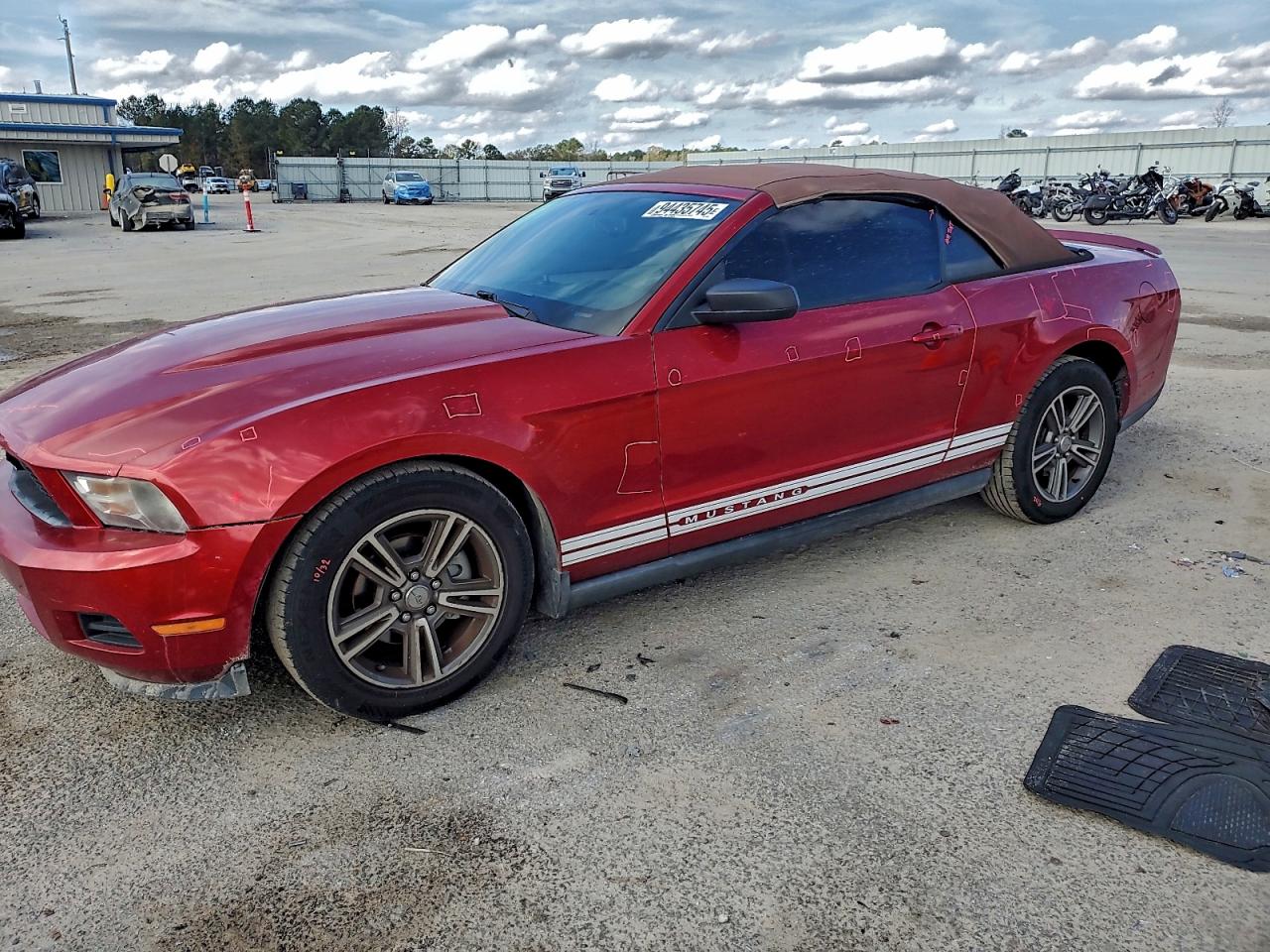 Ford Mustang Image 1