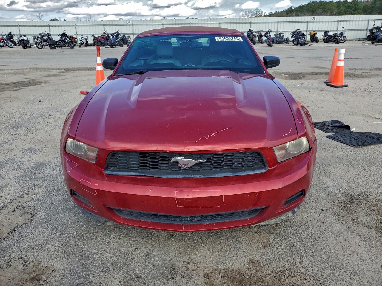 Ford Mustang Image 9