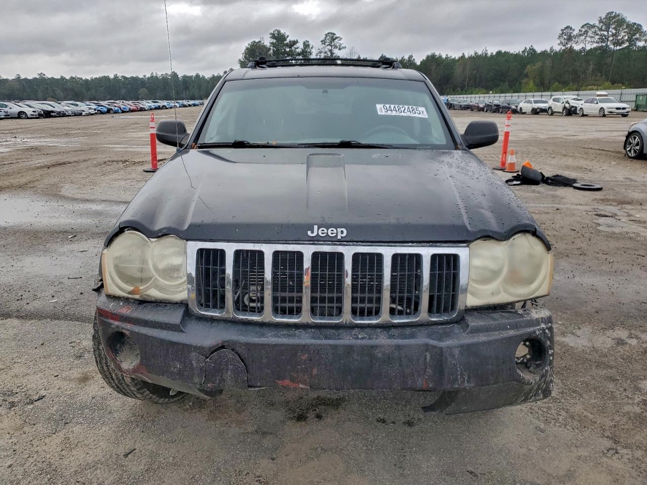 Jeep Grand Cherokee Laredo Image 5