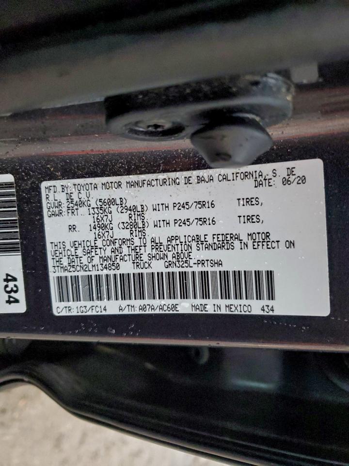 Toyota Tacoma Double Cab Image 4