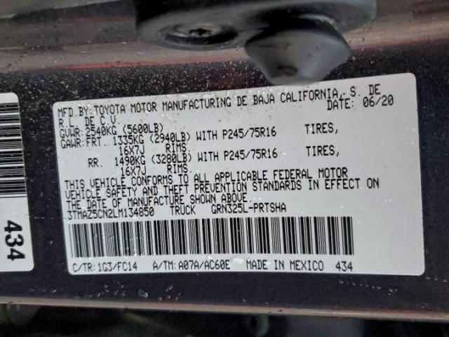 Toyota Tacoma Double Cab Image 4