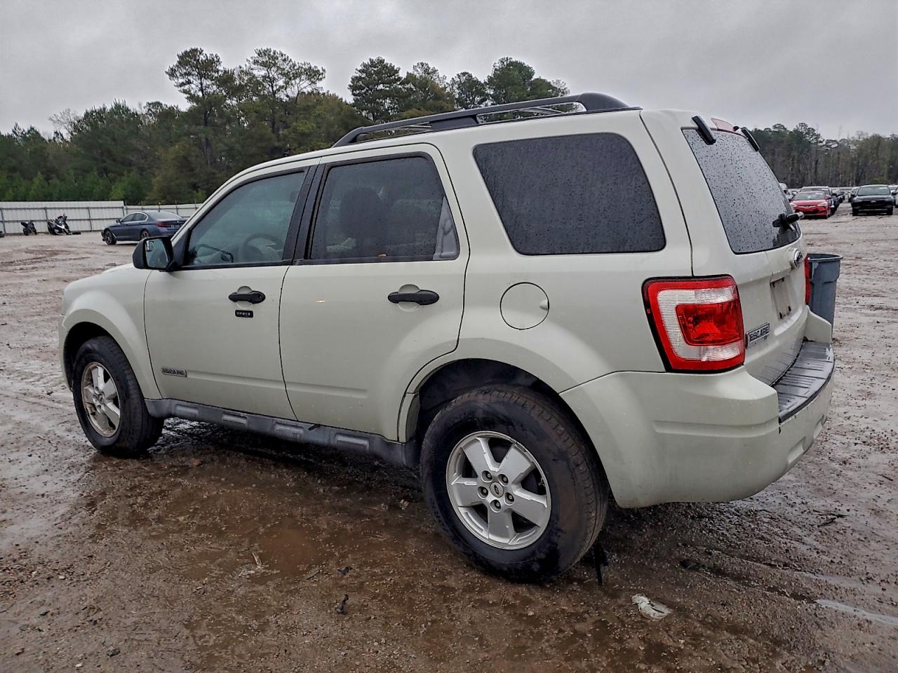 Ford Escape Xlt Image 4