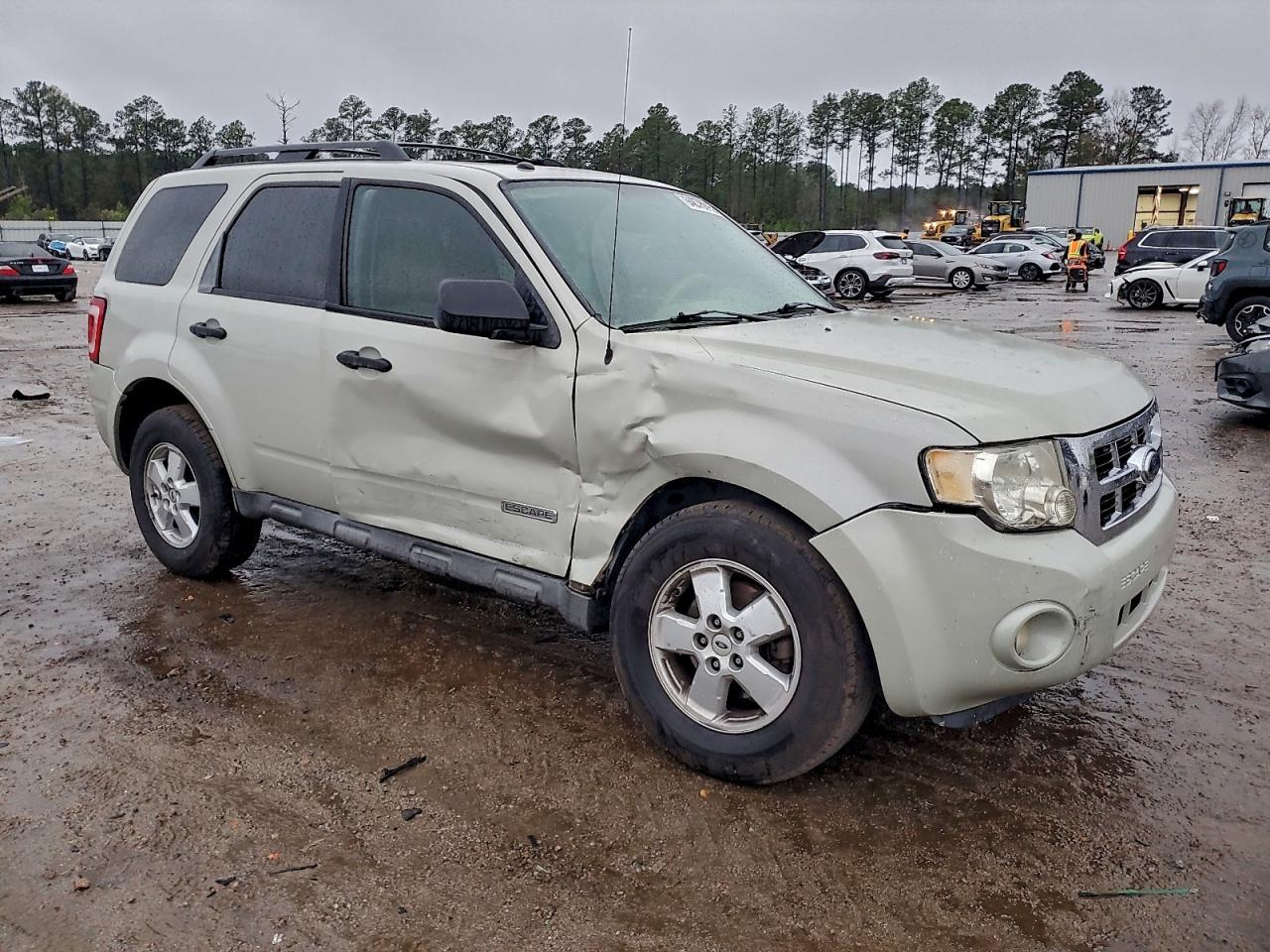 Ford Escape Xlt Image 8