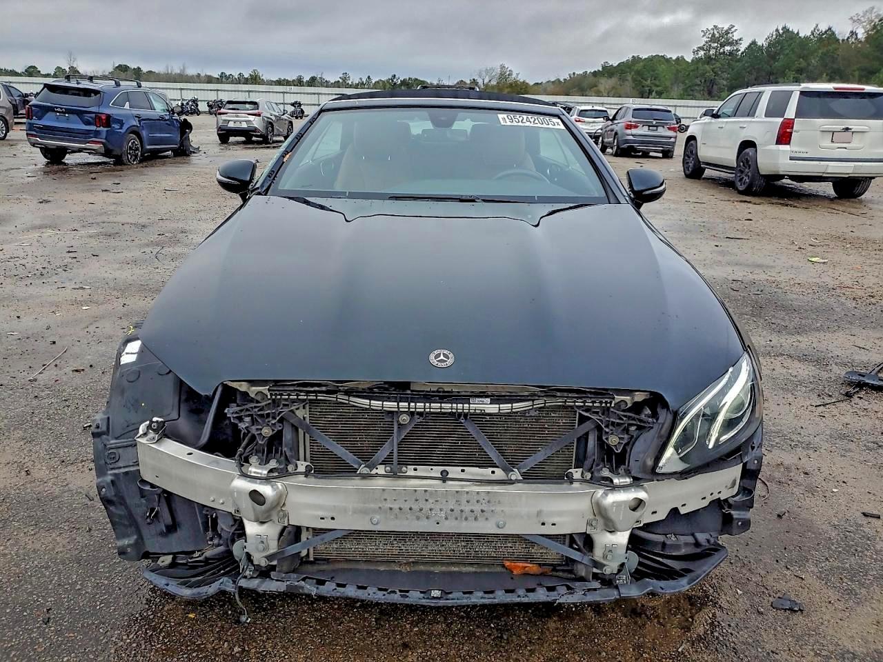 Mercedes-Benz E-Class 450 4matic Image 4