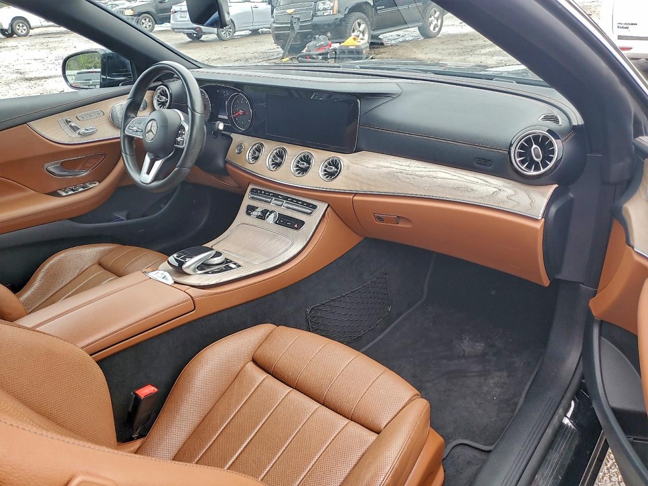 Mercedes-Benz E-Class 450 4matic Image 7