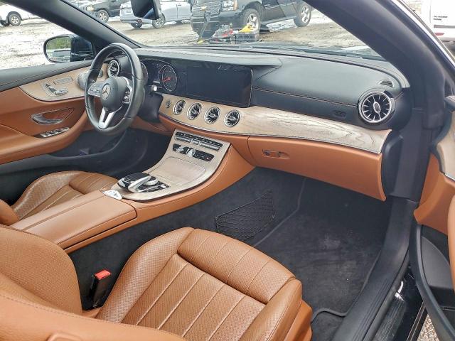 Mercedes-Benz E-Class 450 4matic Image 7