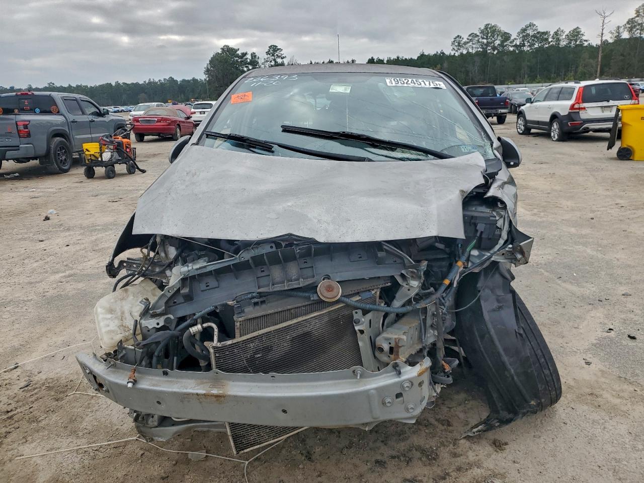 Toyota Yaris Image 9