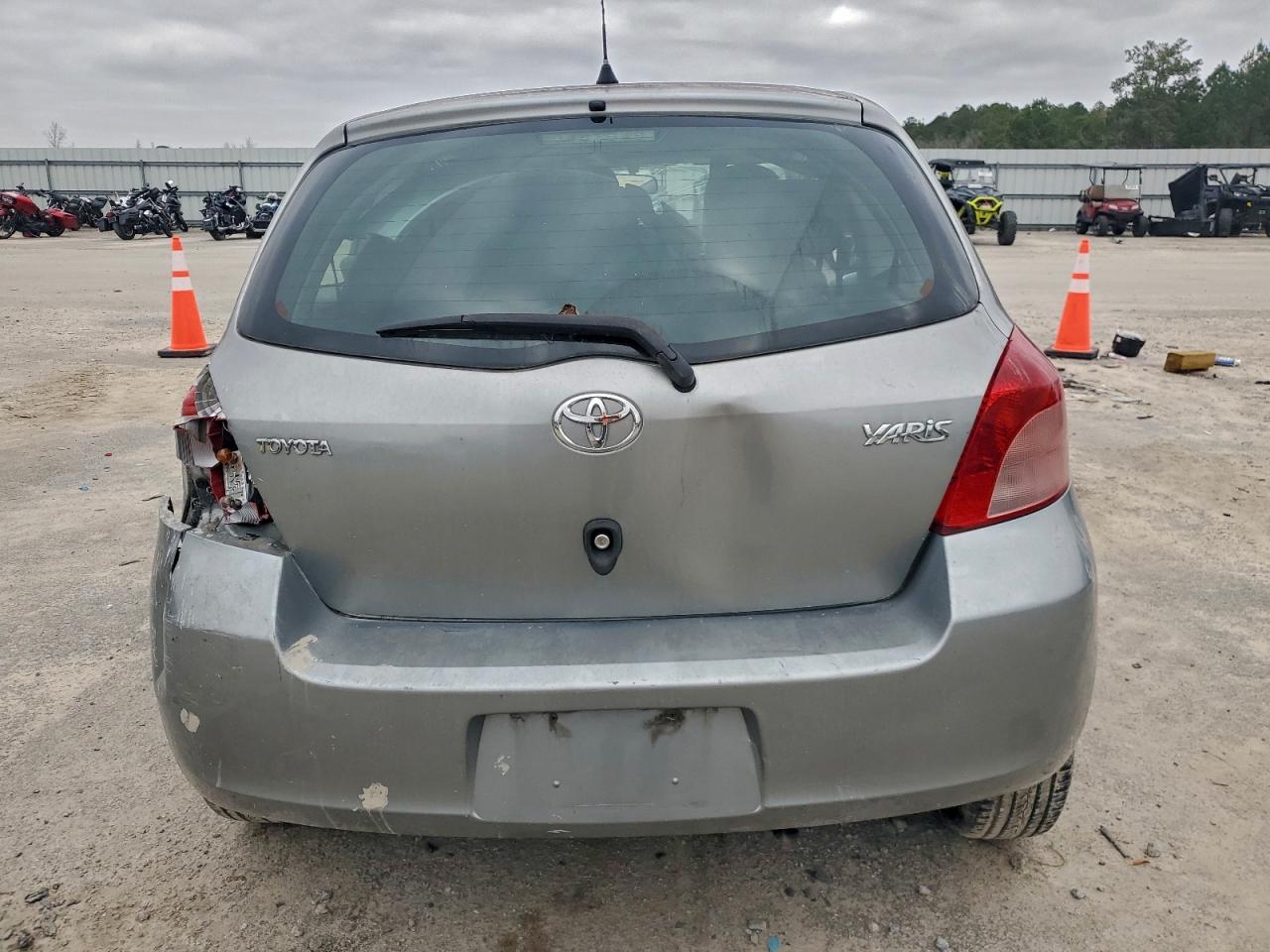 Toyota Yaris Image 3