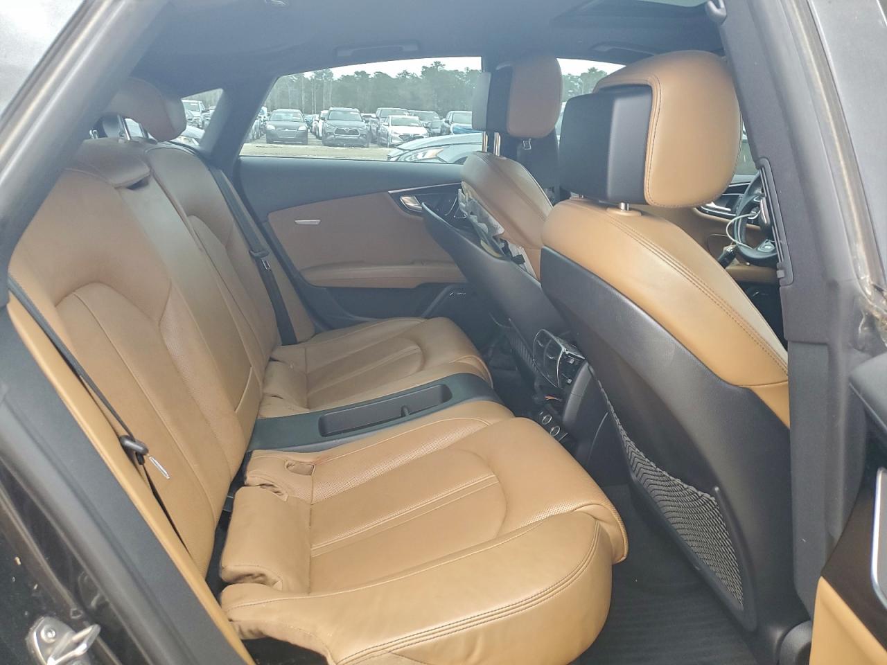 Audi S7 Premium Image 12