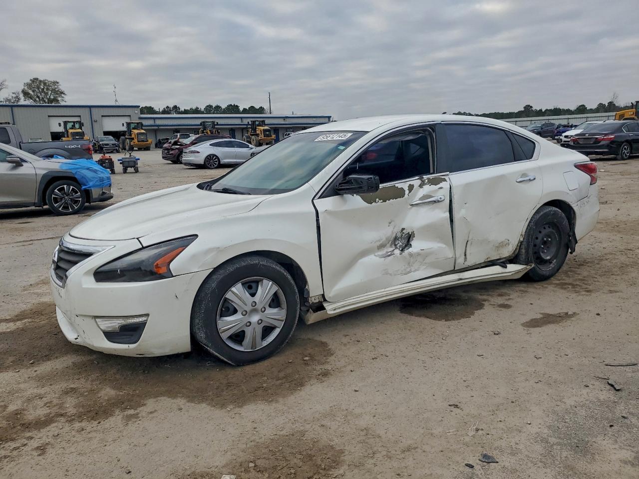 Nissan Altima 2.5 Image 1