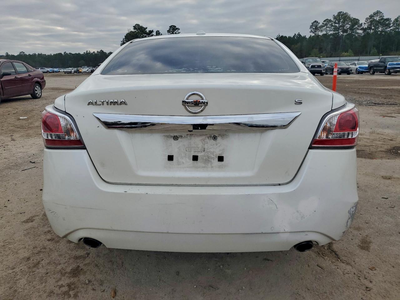Nissan Altima 2.5 Image 6