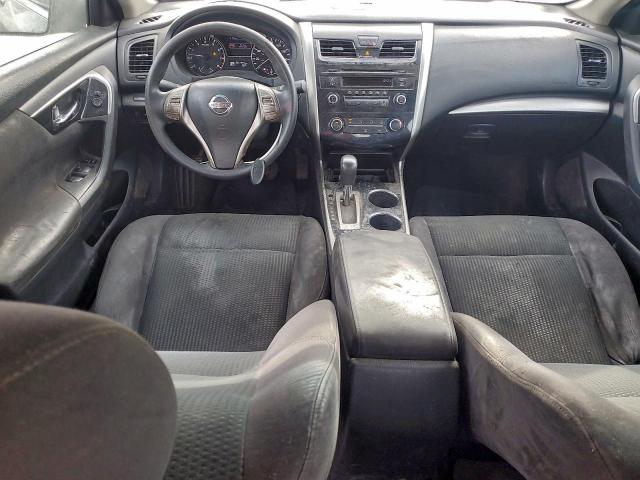 Nissan Altima 2.5 Image 8