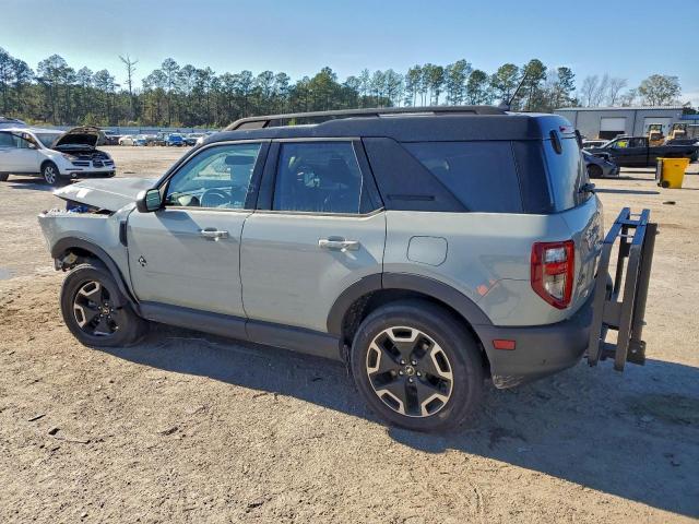 Ford Bronco Outer Banks Image 4
