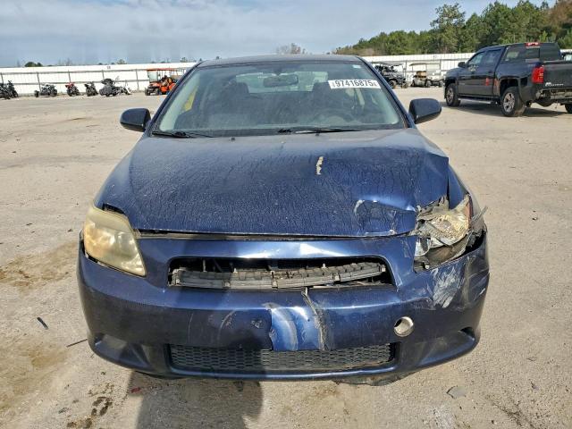 Toyota Scion Image 4