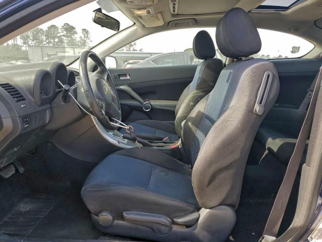 Toyota Scion Image 6