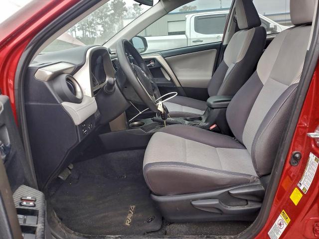 Toyota RAV4 Xle Image 2