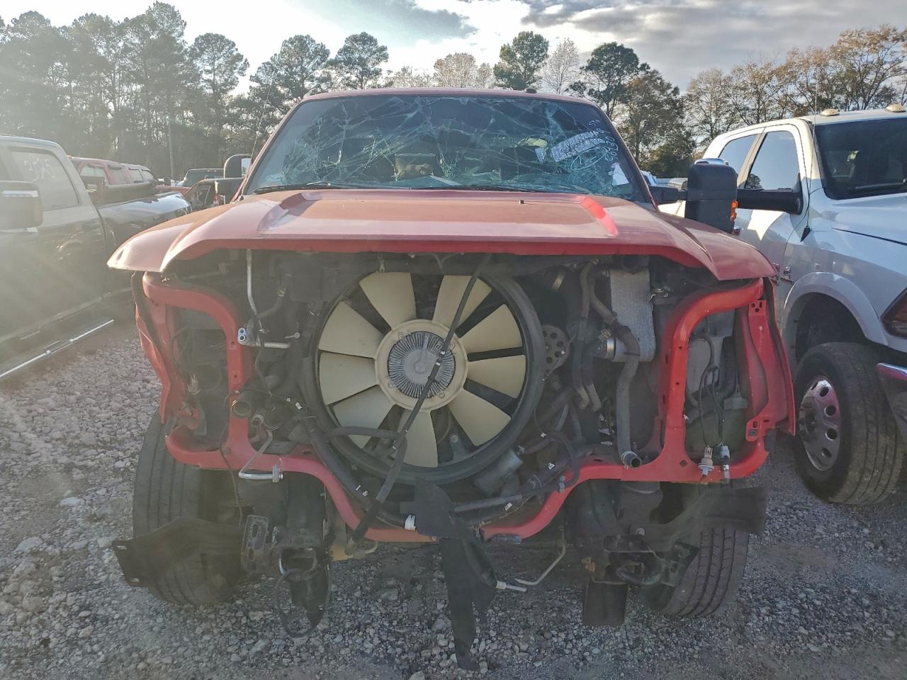 Ford F-250 Super Duty Image 2