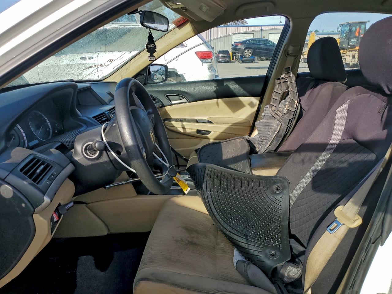 Honda Accord Lx Image 8