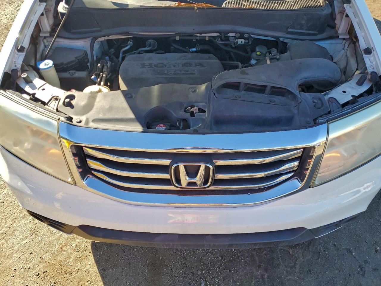 Honda Pilot Lx Image 14