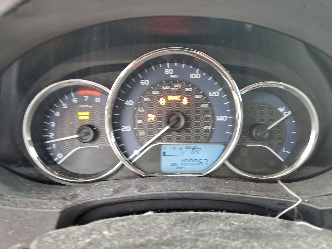 Toyota Corolla L Image 8