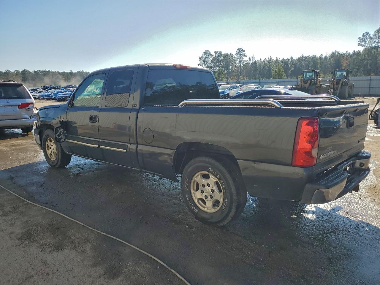 Chevrolet Silverado C1500 Image 5