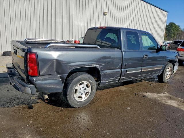 Chevrolet Silverado C1500 Image 3