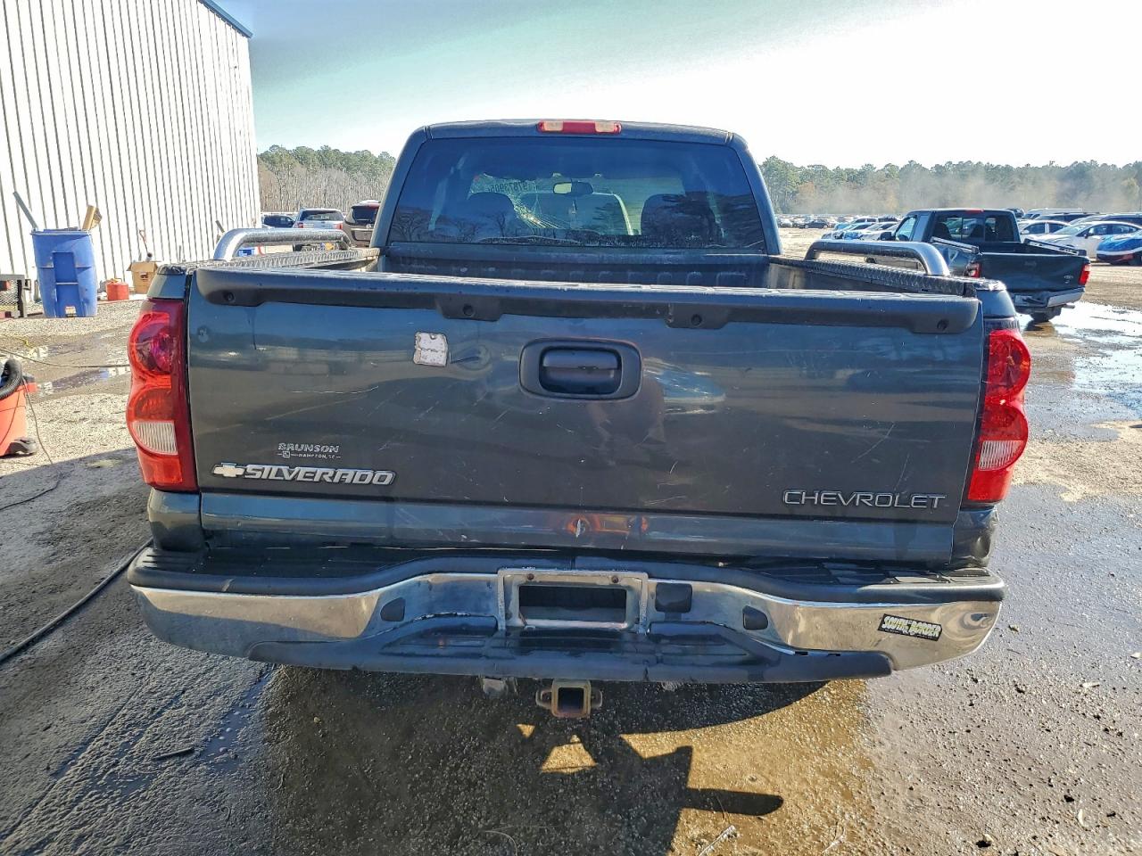 Chevrolet Silverado C1500 Image 6