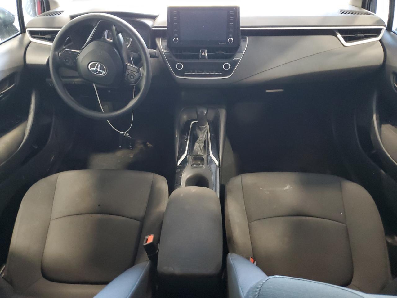 Toyota Corolla Le Image 4