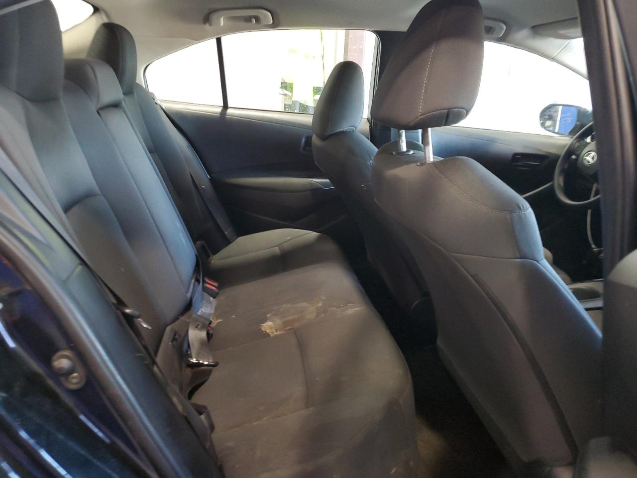 Toyota Corolla Le Image 11