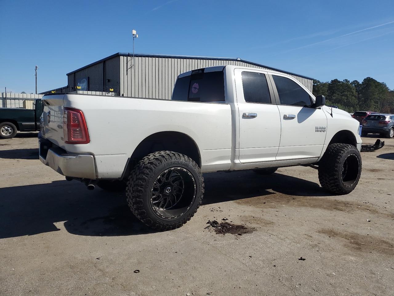 Ram 1500 Slt Image 12