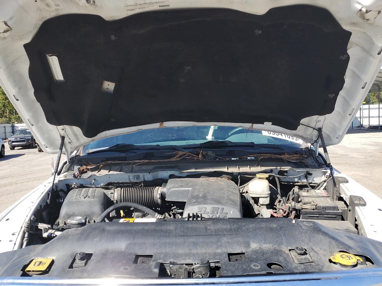 Ram 1500 Slt Image 8