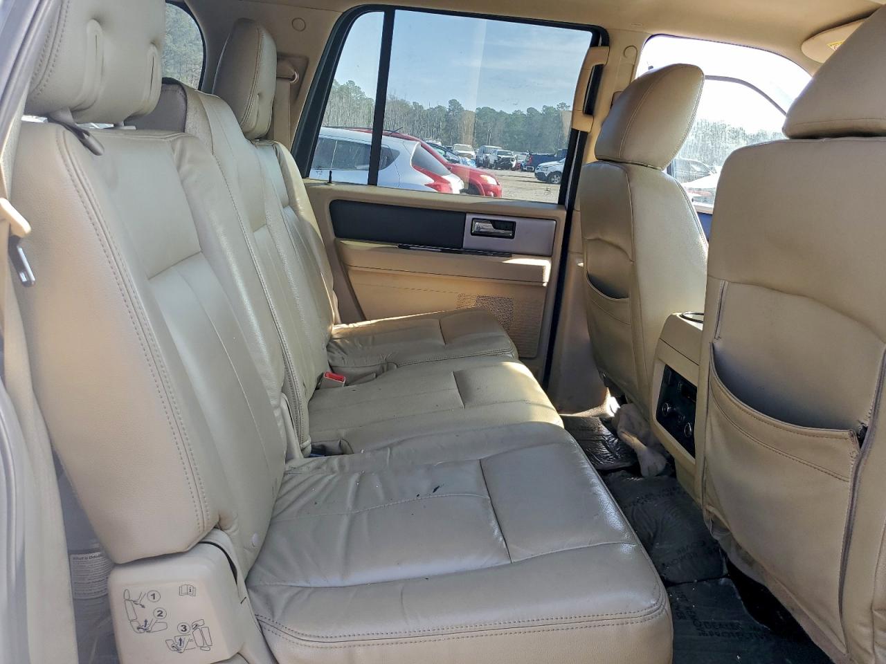 Ford Expedition El Xlt Image 2